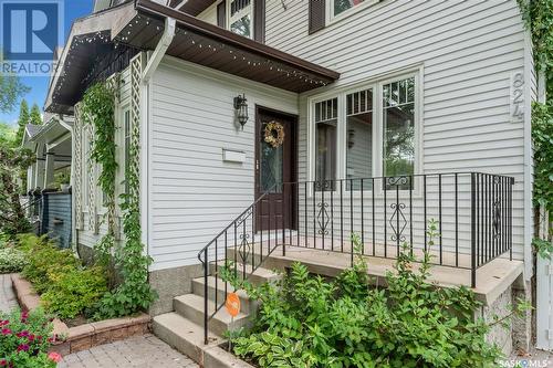 824 5Th Avenue N, Saskatoon, SK - Outdoor With Deck Patio Veranda