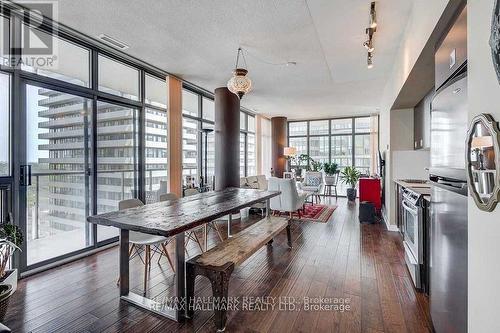 2908 - 33 Charles Street E, Toronto, ON - Indoor