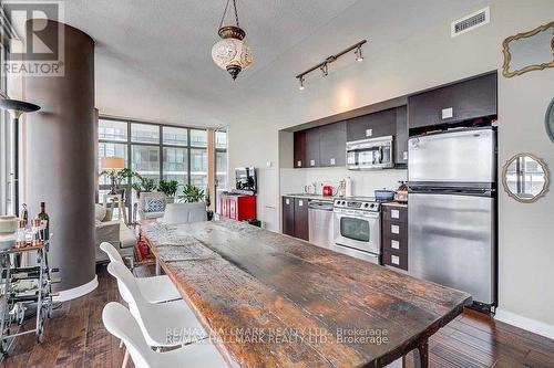 2908 - 33 Charles Street E, Toronto, ON - Indoor Photo Showing Kitchen