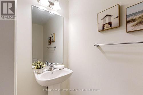 609 - 1034 Reflection Place, Pickering, ON - Indoor Photo Showing Bathroom