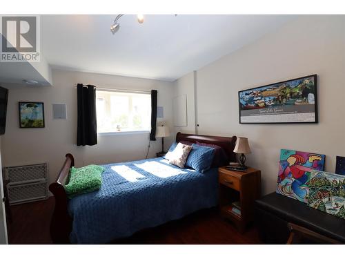 7252 Southridge Avenue, Prince George, BC - Indoor Photo Showing Bedroom