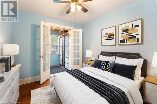 46 Graham Avenue S, Hamilton, ON - Indoor Photo Showing Bedroom