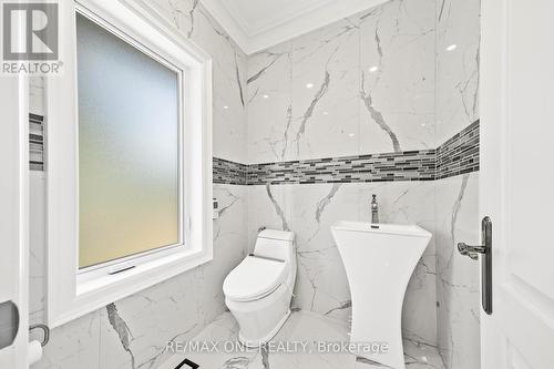 14 Clemson Crescent, Vaughan, ON - Indoor Photo Showing Bathroom