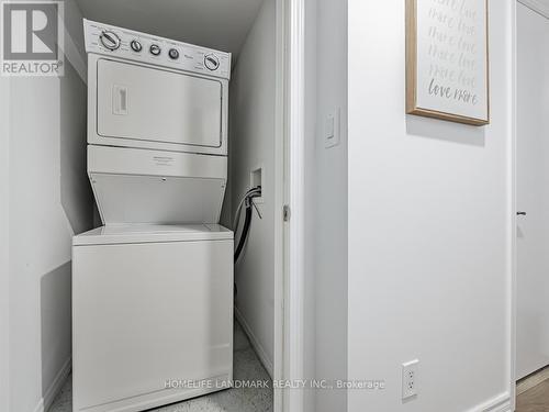 85 Sunrise Drive, Markham, ON - Indoor Photo Showing Laundry Room