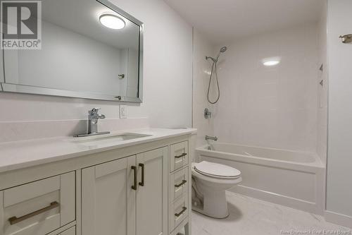 52 Kimberley Street, New Maryland, NB - Indoor Photo Showing Bathroom