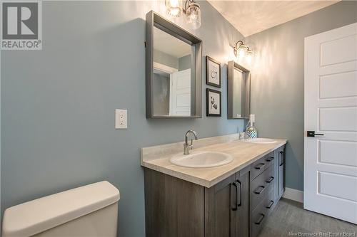 178 Surette Street, Dieppe, NB - Indoor Photo Showing Bathroom