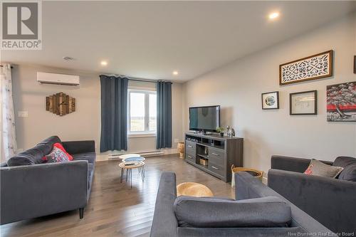 178 Surette Street, Dieppe, NB - Indoor Photo Showing Living Room