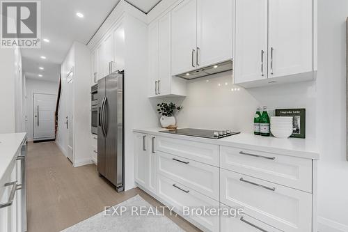 9 Glenvalley Drive, Toronto, ON - Indoor Photo Showing Kitchen