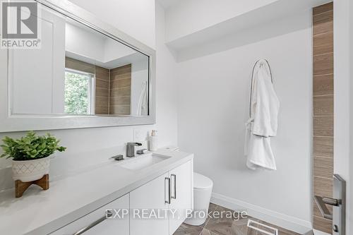 9 Glenvalley Drive, Toronto, ON - Indoor Photo Showing Bathroom