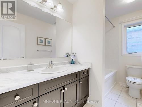 84 Robert Parkinson Drive, Brampton, ON - Indoor Photo Showing Bathroom