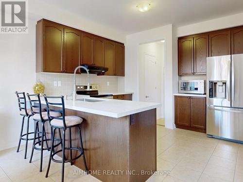 84 Robert Parkinson Drive, Brampton, ON - Indoor Photo Showing Kitchen