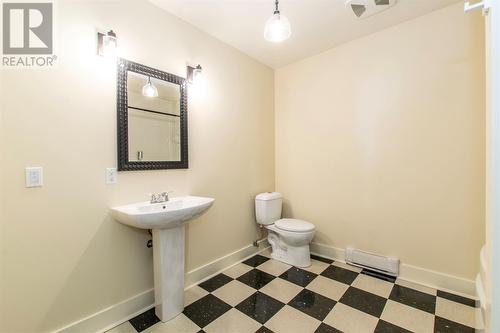 47 Long Run Road, Petty Harbour, NL - Indoor Photo Showing Bathroom