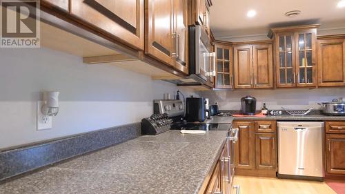 8 Warren Drive, Pasadena, NL - Indoor Photo Showing Kitchen