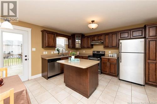 18 Naples Drive, Moncton, NB - Indoor Photo Showing Kitchen With Stainless Steel Kitchen With Double Sink