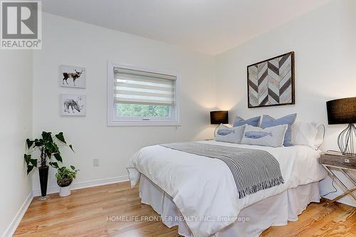 352 Hollywood Drive, Georgina, ON - Indoor Photo Showing Bedroom