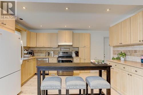 352 Hollywood Drive, Georgina, ON - Indoor Photo Showing Kitchen