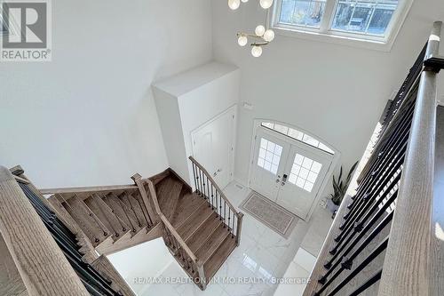 5 Sharonview Crescent, East Gwillimbury, ON - Indoor Photo Showing Other Room