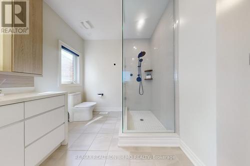 5 Sharonview Crescent, East Gwillimbury, ON - Indoor Photo Showing Bathroom