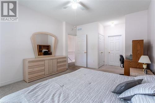 16 Twenty Place Boulevard, Mount Hope, ON - Indoor Photo Showing Other Room