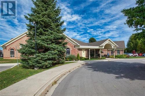 16 Twenty Place Boulevard, Mount Hope, ON - Outdoor With Facade