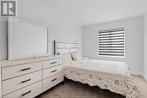 702 Faleria, Lakeshore, ON - Indoor Photo Showing Bedroom