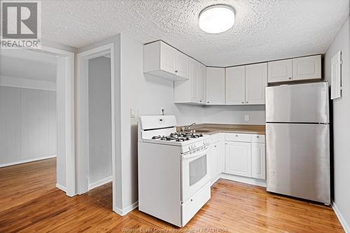 681 Brazil Unit# Upper, Windsor, ON - Indoor Photo Showing Kitchen