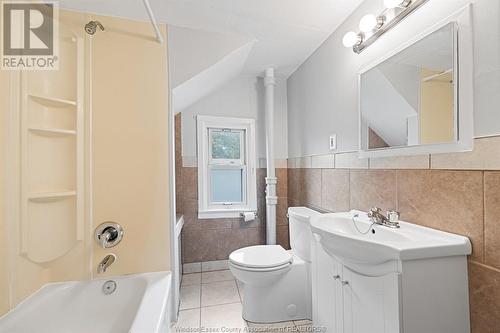 681 Brazil Unit# Upper, Windsor, ON - Indoor Photo Showing Bathroom