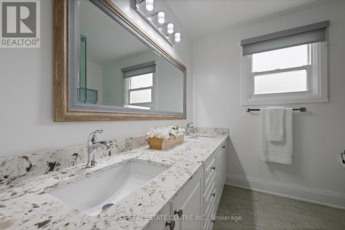 101 Kenpark Avenue, Brampton, ON - Indoor Photo Showing Bathroom