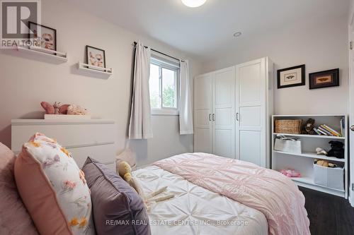 101 Kenpark Avenue, Brampton, ON - Indoor Photo Showing Bedroom