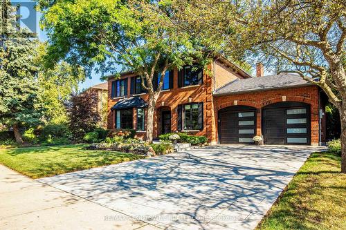 1319 Greeneagle Drive, Oakville, ON - Outdoor