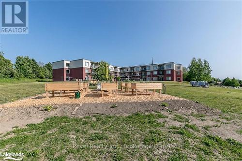 105 - 333 Lafontaine Road W, Tiny (Lafontaine), ON - Outdoor