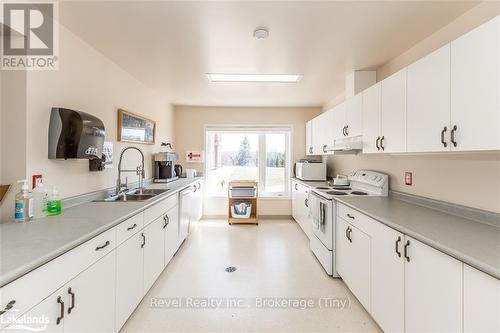 105 - 333 Lafontaine Road W, Tiny (Lafontaine), ON - Indoor Photo Showing Kitchen With Double Sink