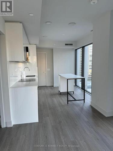 1102 - 8 Cumberland Street, Toronto, ON - Indoor Photo Showing Kitchen