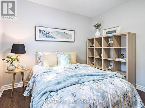 10 Elrose Road, Brampton, ON - Indoor Photo Showing Bedroom