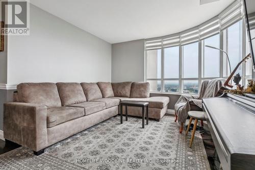 2718 - 700 Humberwood Boulevard, Toronto, ON - Indoor Photo Showing Living Room