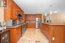 2199 Council Ring Road, Mississauga, ON  - Indoor Photo Showing Kitchen 