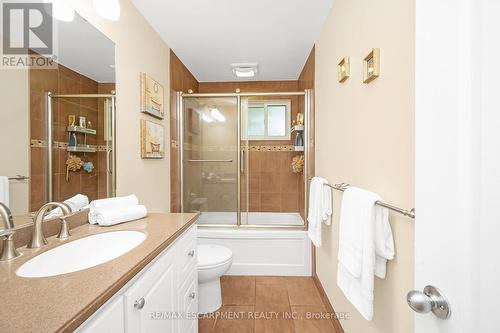 2199 Council Ring Road, Mississauga, ON - Indoor Photo Showing Bathroom