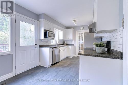 1 Birch Street, Orangeville, ON - Indoor Photo Showing Kitchen