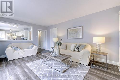 1 Birch Street, Orangeville, ON - Indoor Photo Showing Living Room