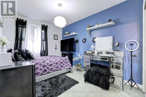 1 Birch Street, Orangeville, ON - Indoor Photo Showing Bedroom