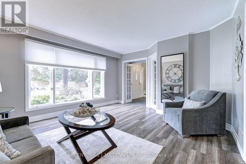 1 Birch Street, Orangeville, ON - Indoor Photo Showing Living Room