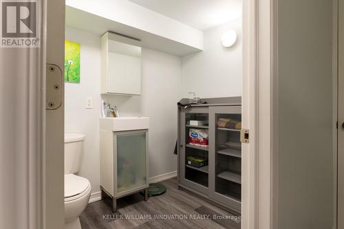 128 Park Street N, Hamilton, ON - Indoor Photo Showing Bathroom