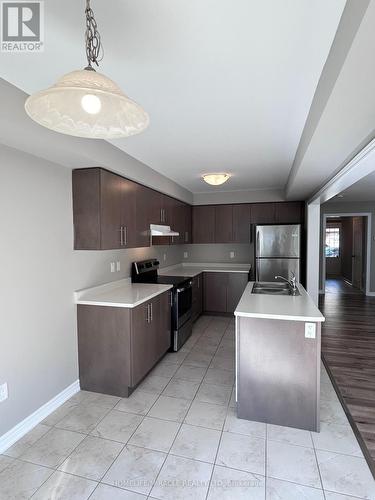 28 - 755 Linden Drive, Cambridge, ON - Indoor Photo Showing Kitchen