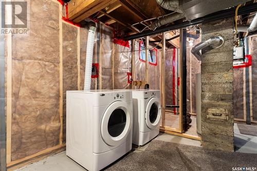 4115 2Nd Avenue, Regina, SK - Indoor Photo Showing Laundry Room