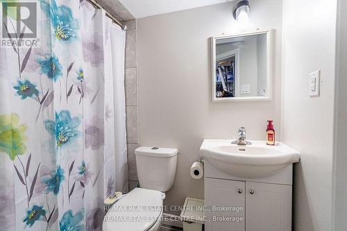 3104 Harold Sheard Drive, Mississauga, ON - Indoor Photo Showing Bathroom