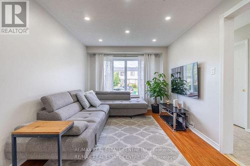 3104 Harold Sheard Drive, Mississauga, ON - Indoor Photo Showing Living Room