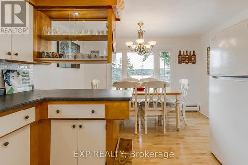 304 Champlain Road, Penetanguishene, ON - Indoor Photo Showing Kitchen