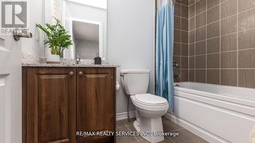 104 Roulette Crescent, Brampton, ON - Indoor Photo Showing Bathroom