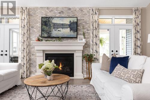 31 Hunter Place, Bracebridge, ON - Indoor Photo Showing Living Room With Fireplace