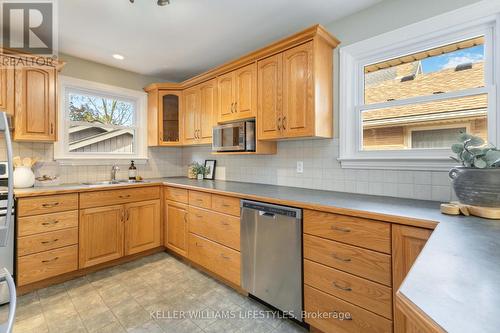 30 Cliftonvale Avenue, London, ON - Indoor Photo Showing Kitchen With Double Sink